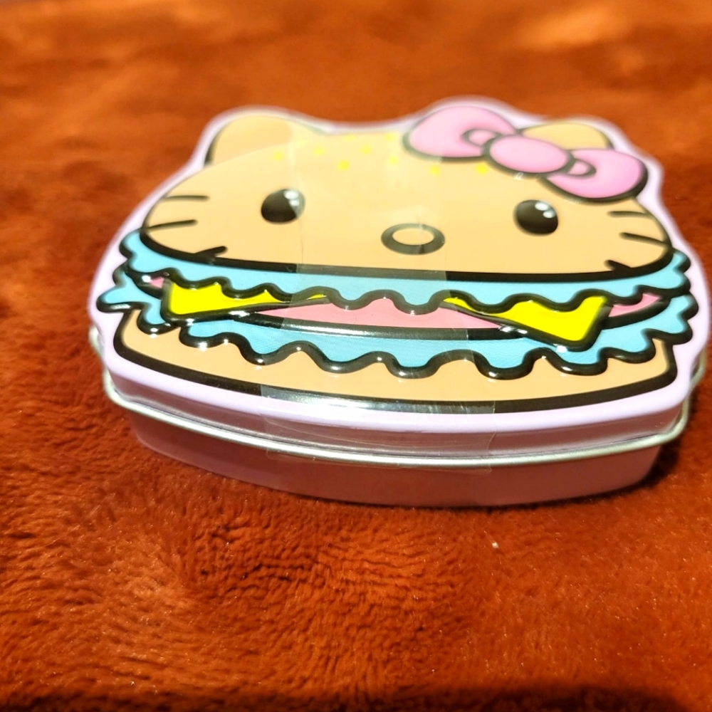 Hello Kitty Cheeseburger Tin Candy NIP